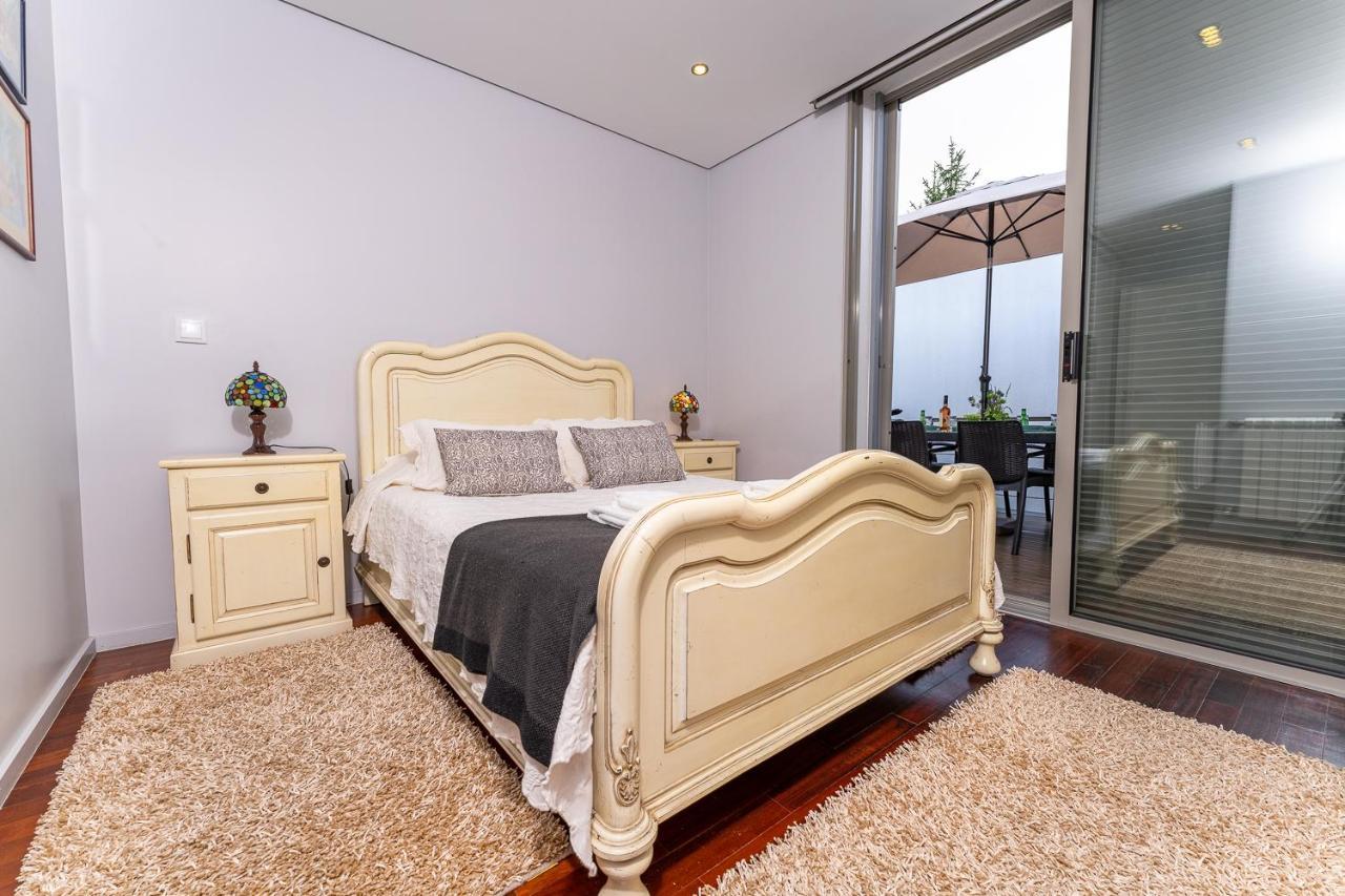 Golf Course - Luxurious Flat T3 - Ponte De Lima Apartment Bagian luar foto