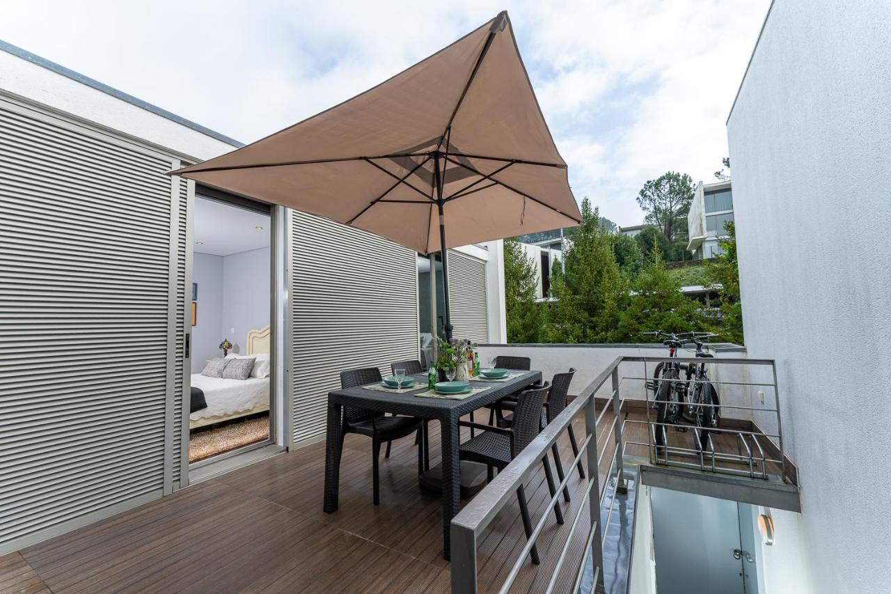 Golf Course - Luxurious Flat T3 - Ponte De Lima Apartment Bagian luar foto