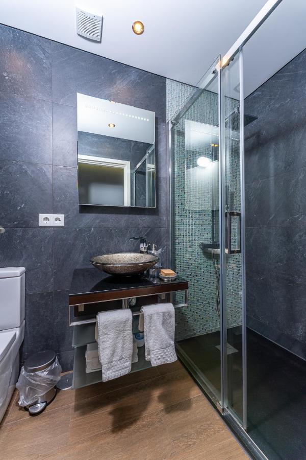 Golf Course - Luxurious Flat T3 - Ponte De Lima Apartment Bagian luar foto