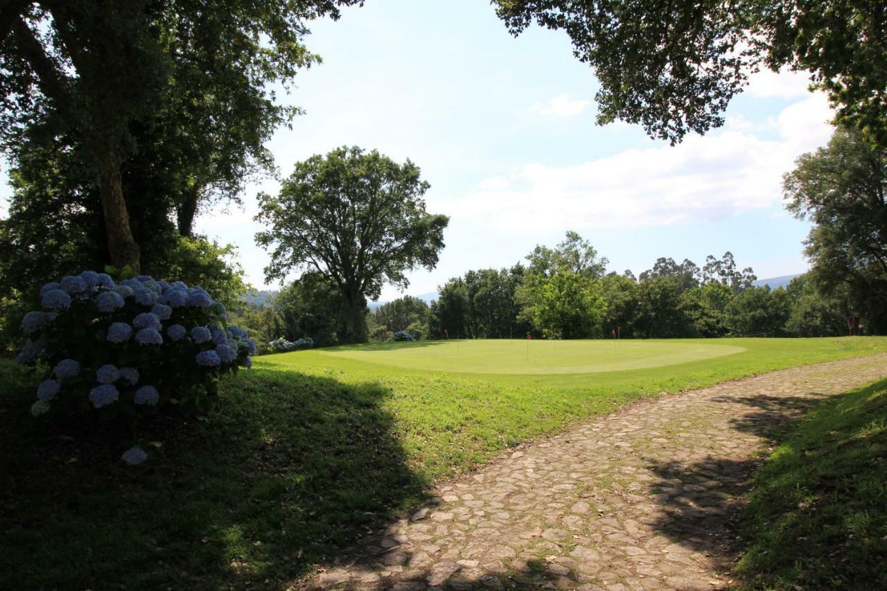 Golf Course - Luxurious Flat T3 - Ponte De Lima Apartment Bagian luar foto
